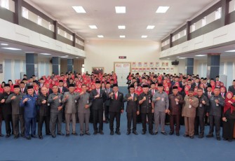 305 ASN Pemko Terima Satyalancana