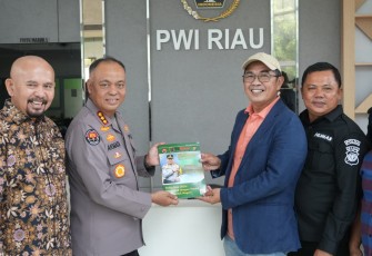 Kabid Humas Polda Riau Kombes Pol Akmadi