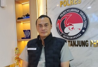 Kasat Narkoba Polres Pelabuhan Tanjung Perak AKP Adik Agus Putrawan