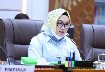 Wakil Ketua Komisi IX DPR RI Putih Sari 