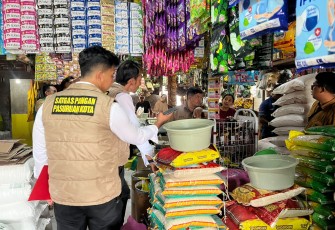 Satgas Pangan Polres Pasuruan Kota Pastikan Pasokan Beras Aman dan Sesuai HET