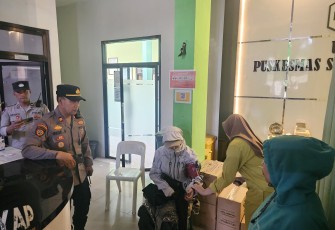 Polres Bondowoso Selamatkan 3 Pendaki di Gunung Raung