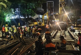 KAI Daop 2 Bandung Lakukan Penggantian Rel dan Wesel KA di Sejumlah Titik