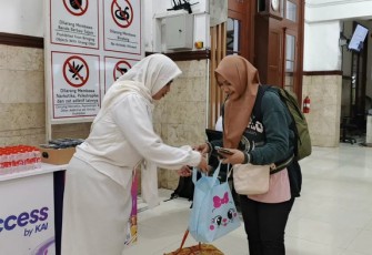 KAI Daop 9 Jember Sediakan Takjil dan Buka Puasa Gratis