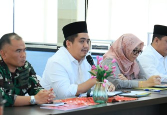  Bupati Bintan Roby Kurniawan SPWK Pimpin Rakor Lintas Sektoral Saat Jelang Lebaran