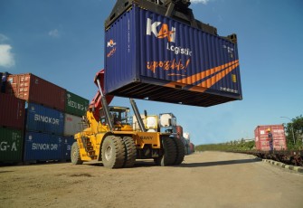 KAI Logistik Kelola 3,6 Juta Ton Barang di TW 1 dengan Peningkatan 24% pada Angkutan Peti Kemas