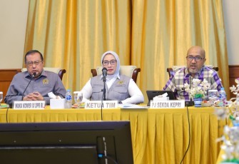 Pj Sekretaris Daerah Provinsi Kepri Luki Zaiman Prawira menerima kunjungan kerja Komisi IX DPR RI di Gedung Daerah, Tanjungpinang, Rabu (22/4).