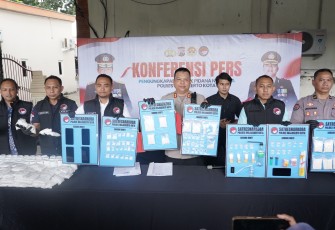 Polres Mojokerto Kota Amankan Barang Bukti Ungkap Narkoba Senilai Rp 1,1 Miliar