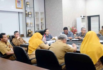Sekretariat Daerah Pemerintah Kota Tanjungpinang menyelenggarakan Rapat Forum Komunikasi BPJS Kesehatan Tahun 2026 di Ruang Rapat Engku Putri Raja Hamidah, Kantor Wali Kota Tanjungpinang, Selasa (12/05/2026)