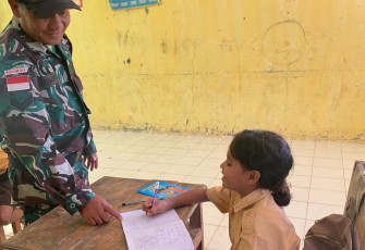Yonarmed 12 Kostrad Berikan Penyuluhan Pola Hidup Sehat di SDI Fatuha