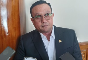 Wakil Ketua DPRD Jatim, Blegur Prijanggono
