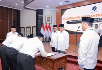 Prosesi Pelantikan Lantik Pejabat Baru