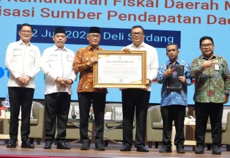 Kepala Badan Kepegawaian Negara (BKN), Prof. Zudan, 