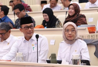 Kepala BKN Prof. Zudan Arif Fakrulloh saat Rapat Dengar Pendapat (RDP) bersama Komisi II DPR RI di Kompleks Parlemen, Senayan, Jakarta