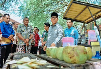 Menteri Desa dna Pembangunan Daerah Tertinggal (Mendes PDT) mengunjungi BUMDesa Damai Lifuleo Kecamatan Kupang Barat, Kabupaten Kupang, Provinsi Nusa Tenggara Timur, Jumat (15/5/2026)