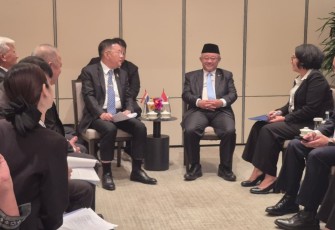 Pertemuan berlangsung di sela-sela Sidang Menteri Pendidikan ASEAN ke-14 (14th ASEAN Education Ministers Meeting/ASED) di Hotel Shangri-La, Singapura, Rabu (22/7).