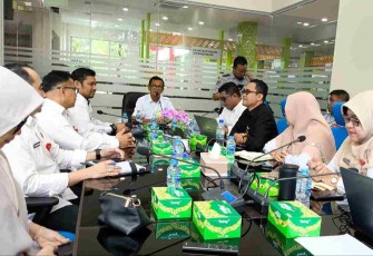 Rapat pembahasan laporan pendahuluan penyusunan Strategi Promosi Penanaman Modal yang digelar Dinas Penanaman Modal dan Pelayanan Terpadu Satu Pintu (DPMPTSP) Kota Tanjungpinang
