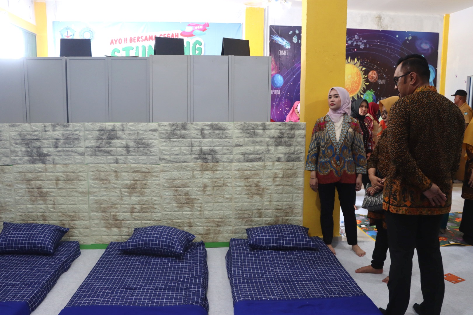Hafizha Rahmadhani melihat langsung sarana prasarana serta fasilitas yang ada di Rumah Asuh
