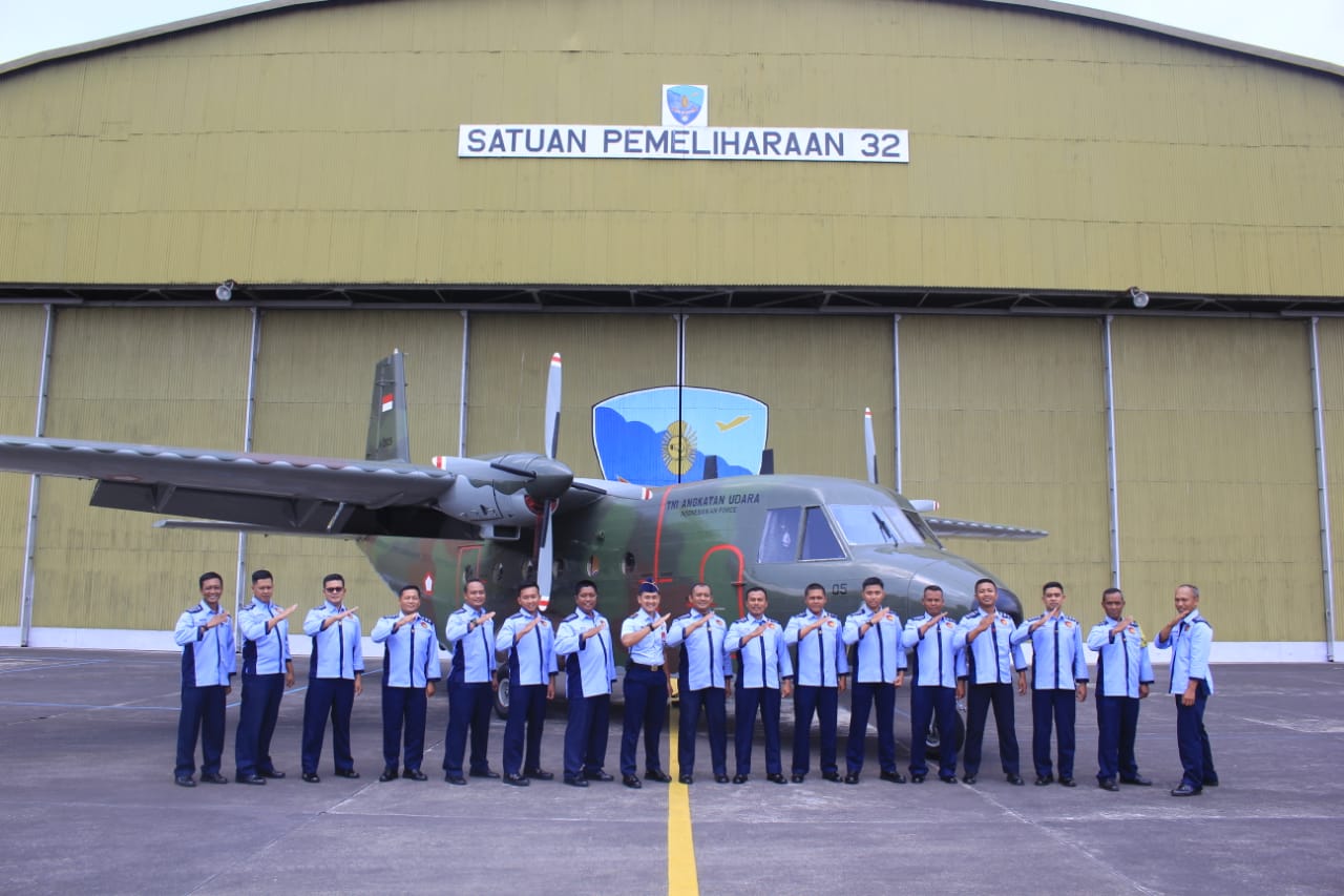 TNI AU