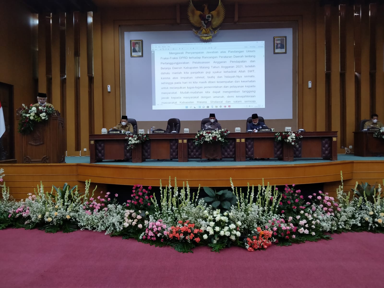 Rapat paripurna di gedung DPRD Kabupaten Malang