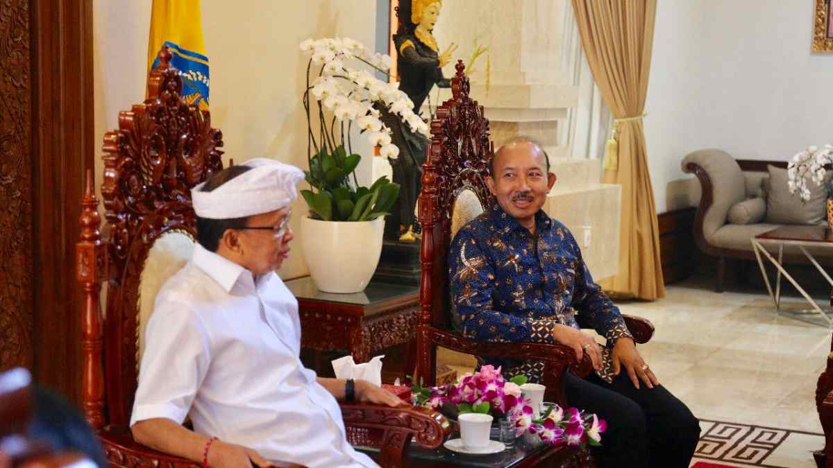 .