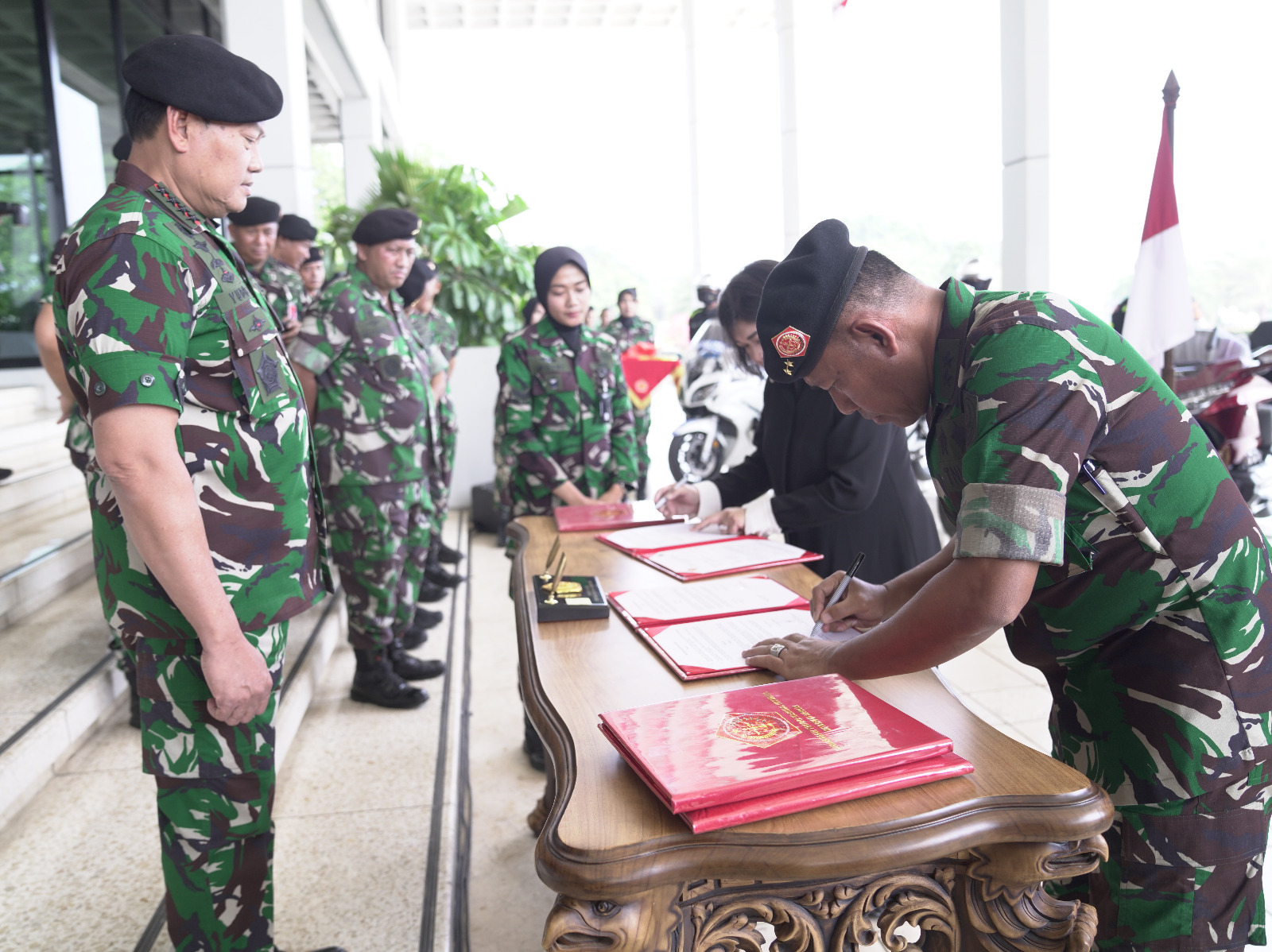 Tni