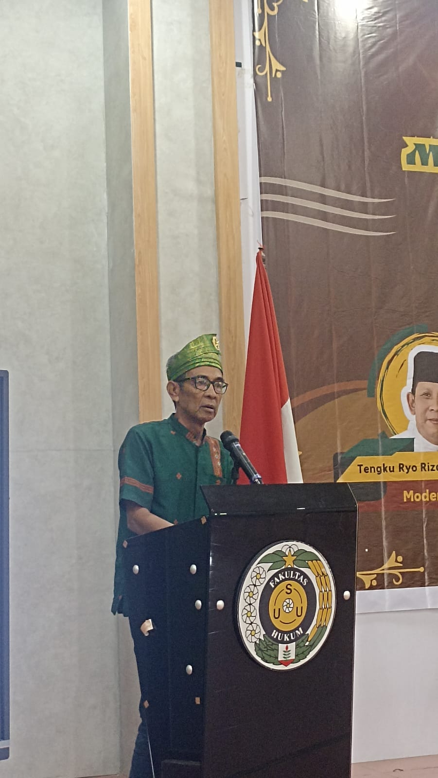 koordinator Program Marjoko SH dari YPI.