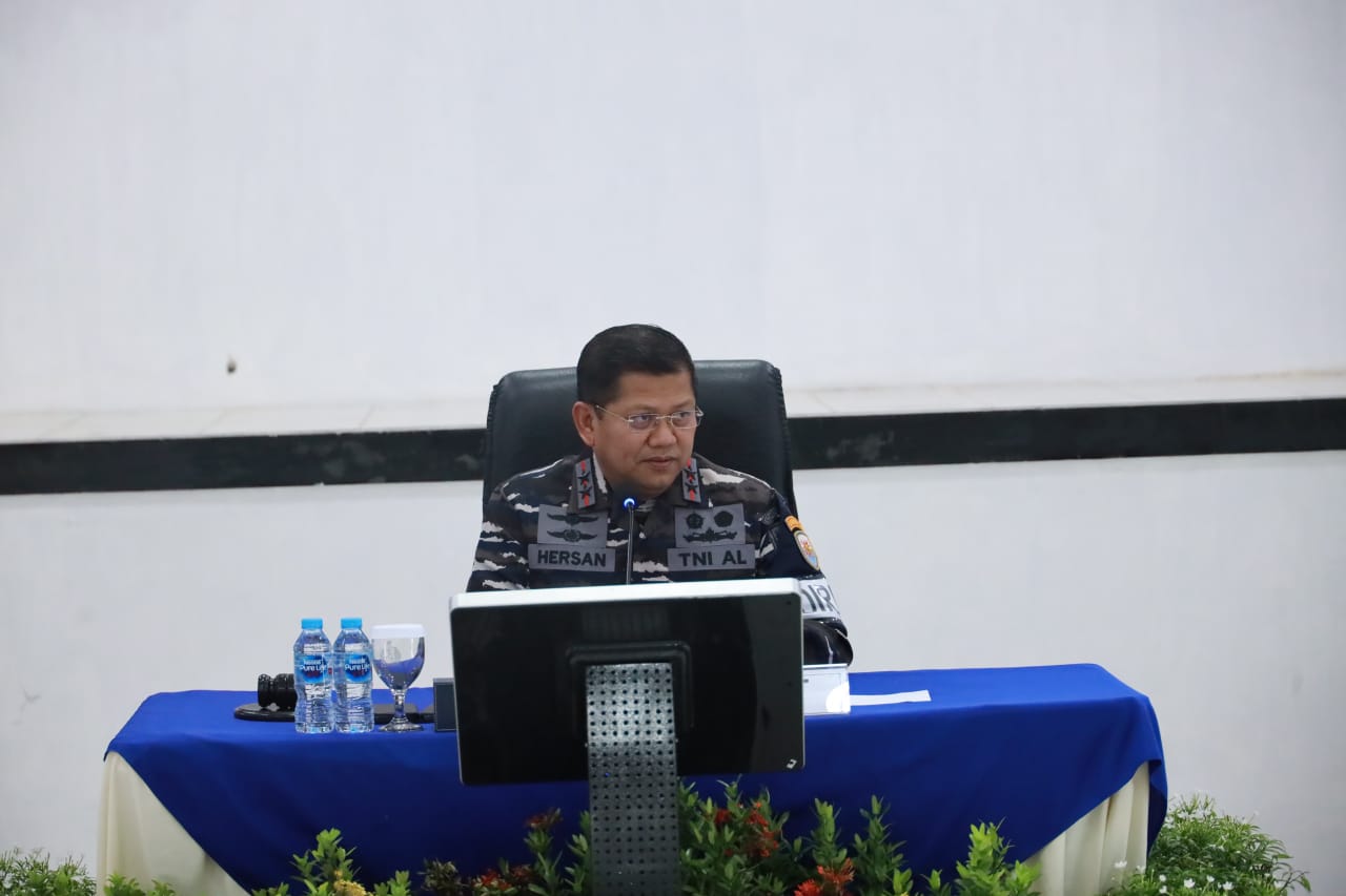 Pangkoarmada III Sampaikan Arahan