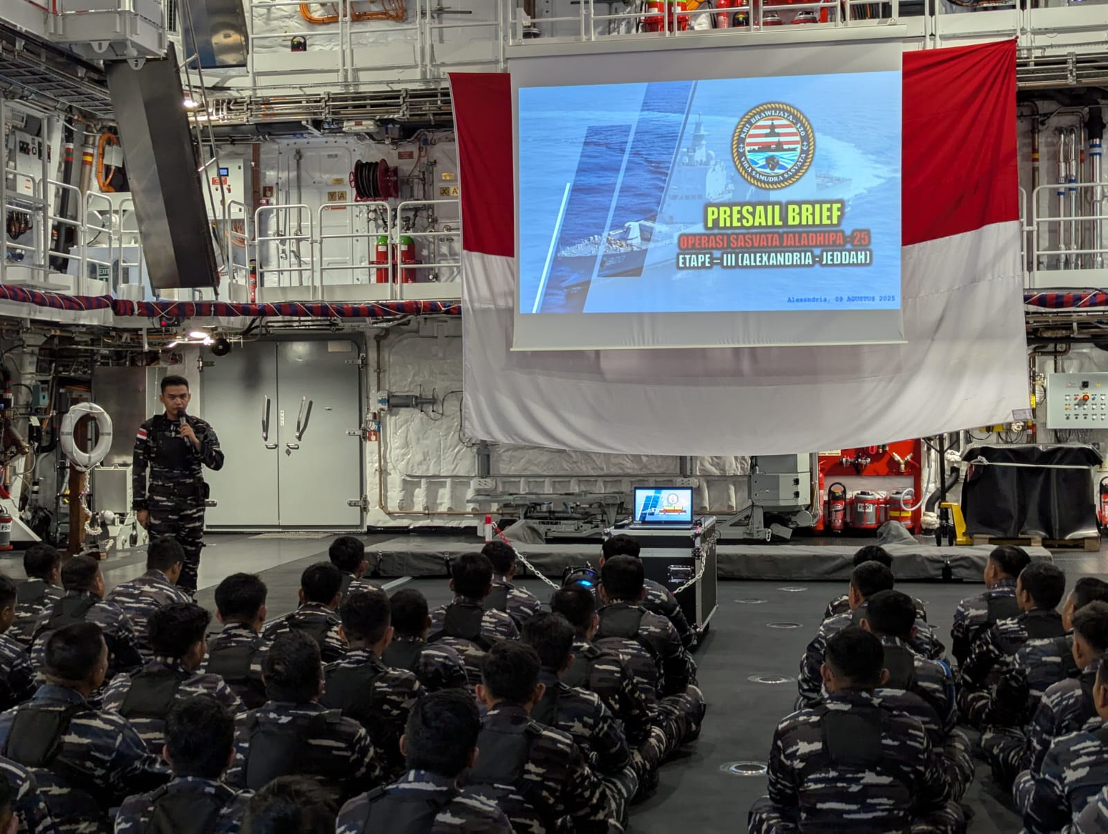 Perdana, KRI Brawijaya-320 Gelar Latihan Bersama Angkatan Laut Mesir di Laut Mediterania