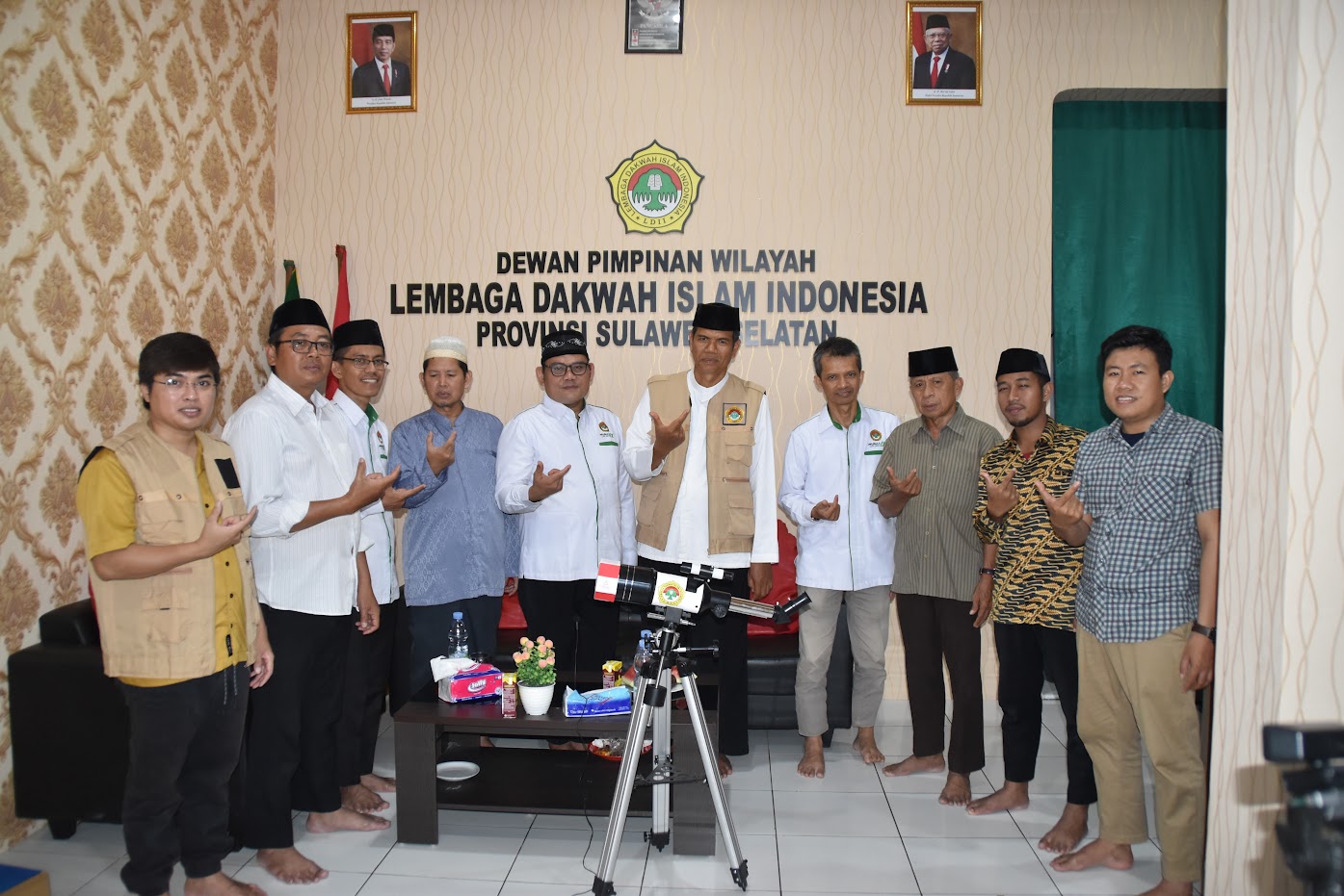 Dewan Pimpinan Wilayah (DPW) Lembaga Dakwah Islam Indonesia (LDII) Provinsi Sulawesi Selatan menggelar pelatihan rukyatul hilal di Kantor DPW LDII Provinsi Sulawesi Selatan, Jalan Urip Sumoharjo No.96 B, Kota Makassar, Sulawesi Selatan, Minggu (30/7/2023). Salah satu pemateri kegiatan adalah Dosen Ilmu Falak UIN Alauddin Makassar Dr Muhammad Rasywan Syarif SHi MSi.