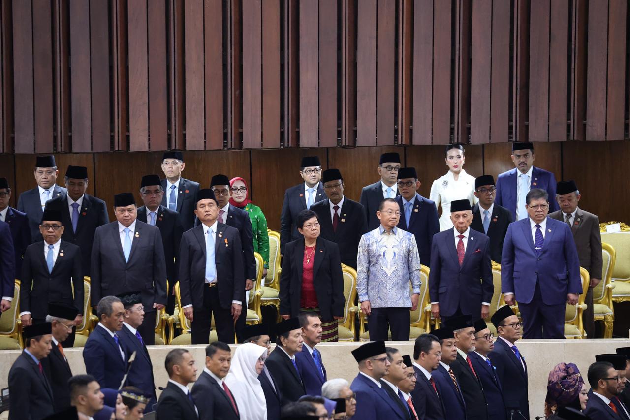Menteri Ekraf Hadiri Sidang Tahunan MPR dan Sidang Bersama DPR serta DPD RI