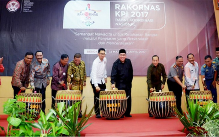 Gubernur Ridwan Mukti saat membuka acara pembukaan Rapat Koordinasi Nasional (Rakornas) KPI 2017 di Grage Horizon, Jumat (31/03/2017).