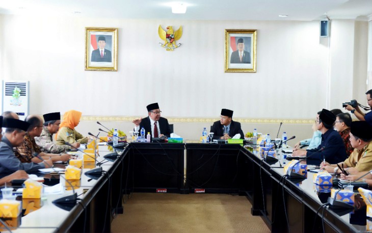 Pertemuan Gubernur Bengkulu dengan Investor Sepanyol, Senin (22/05/2017).