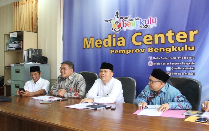 Wagub Bengkulu Rohidin Mersyah dalam Konferensi Pers di Media Center Pemprov Bengkulu, Jum’at (02/06).