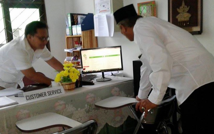 Plt Rektor IAIN Bengkulu Prof Dr Sirajuddin saat melakukan sidak