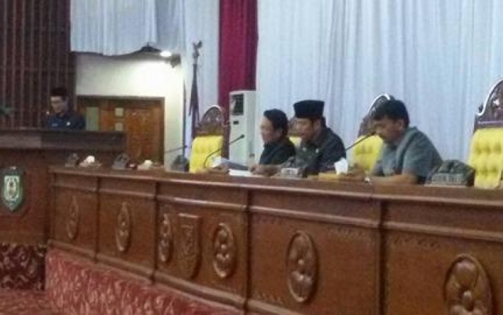 Paripurna DPRD Provinsi Bengkulu, penyampaian nota penjelasan