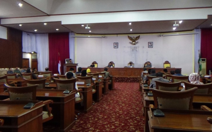 Rapat Paripurna DPRD Provinsi Bengkulu, Senin (10/7).
