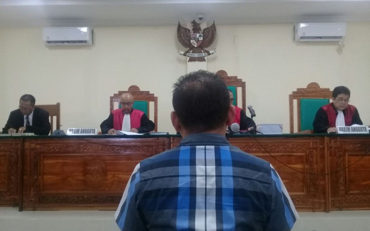 HUKUM