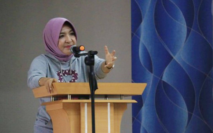 Wawalikota Bengkulu memberikan sambutan pada apel gabungan dalam rangka memeriahkan hari ulang   tahun ke-72 proklamasi kemerdekaan Republik Indonesia tahun 2017 di Aula Kantor Walikota