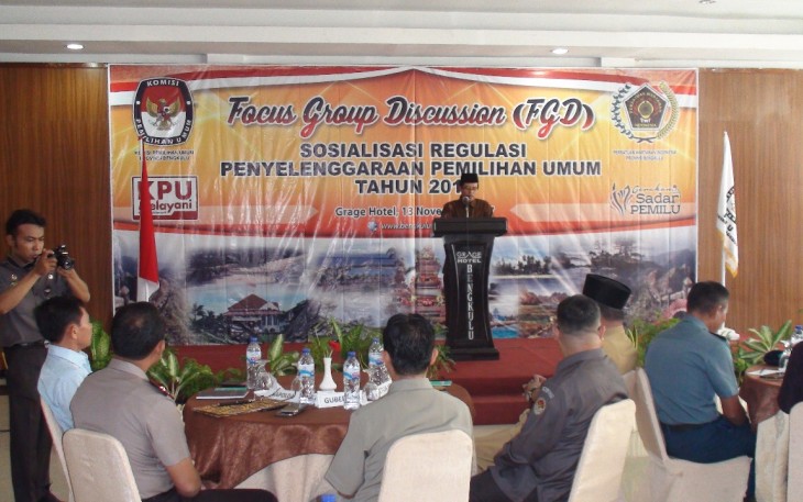 Komisi Pemilihan Umum (KPU) Provinsi Bengkulu menggelar Focus Group Discussion (FGD), Senin (13/11).