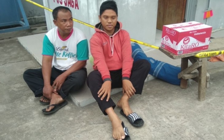 Satpam Maswari (45) dan Rio Faulani yang menjadi korban penyanderaan perampokan