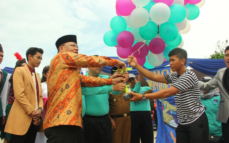 Plt Gubernur Bengkulu Rohidin Mersyah, pada Pembukaan Mahoni Championship XV “Beyond The Wonderlust” SMA N 2 Kota Bengkulu, Senin (26/02).