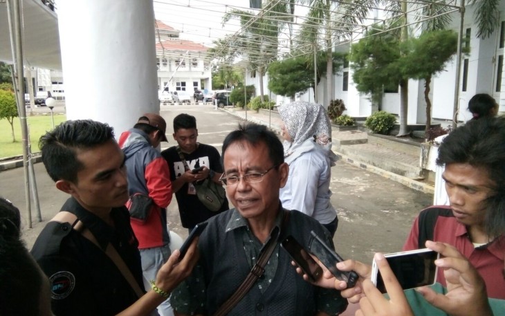 Ahmad Suprio perwakilan nelayan Pulau Baai.