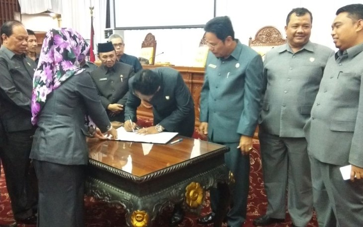 DPRD Provinsi Setujui Raperda Perlindungan Anak 