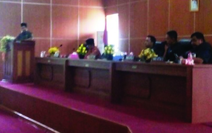 Rapat Paripurna DPRD Bengkulu Tengah Pandangan Umum Fraksi-Fraksi  