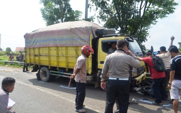Lakalantas Korban FB Tewas Terlindas Truk 