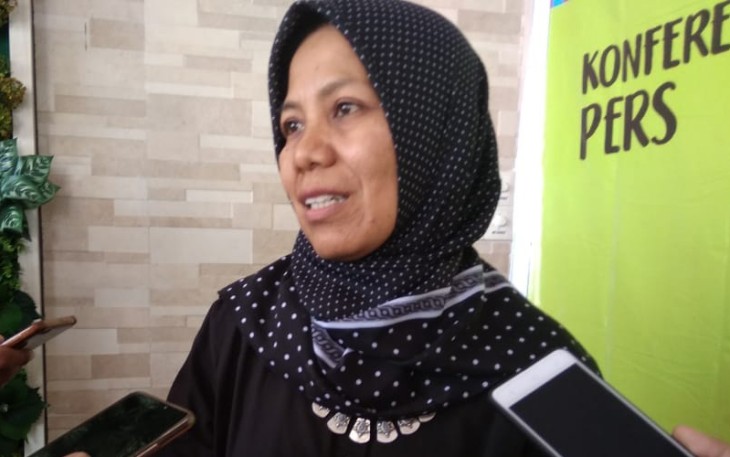 Direktur Cahaya Perempuan Women Crisis Center Teti Sumeri