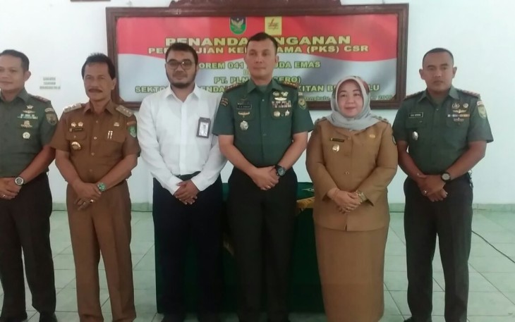 Bupati Bengkulu Tengah Dr. H. Ferry Ramli, SH, MH Foto Bersama  