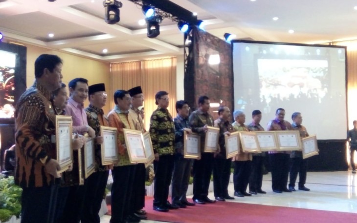 Pemberian penghargaan oleh kemendagri