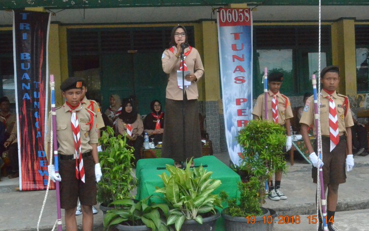 Kepala Sekolah SMPN 12 Kota Bengkulu Fatmawati M.pd